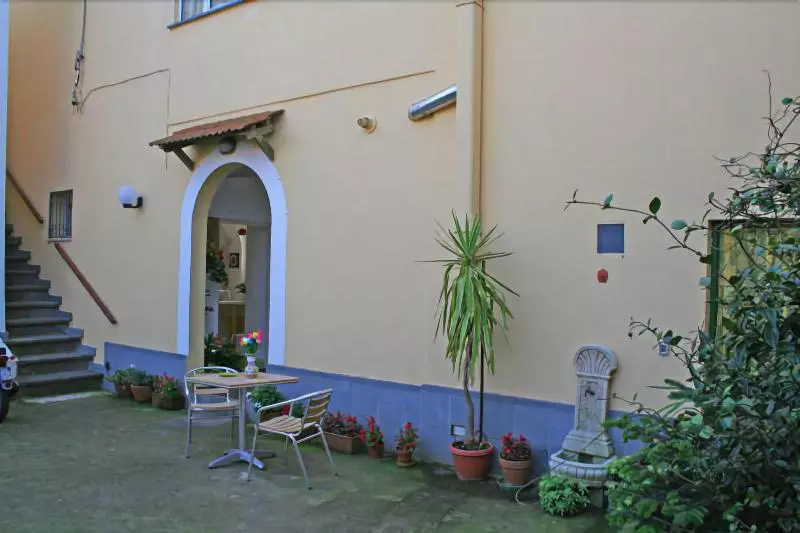 تختخواب و صبحانه Il Tulipano Sorrento