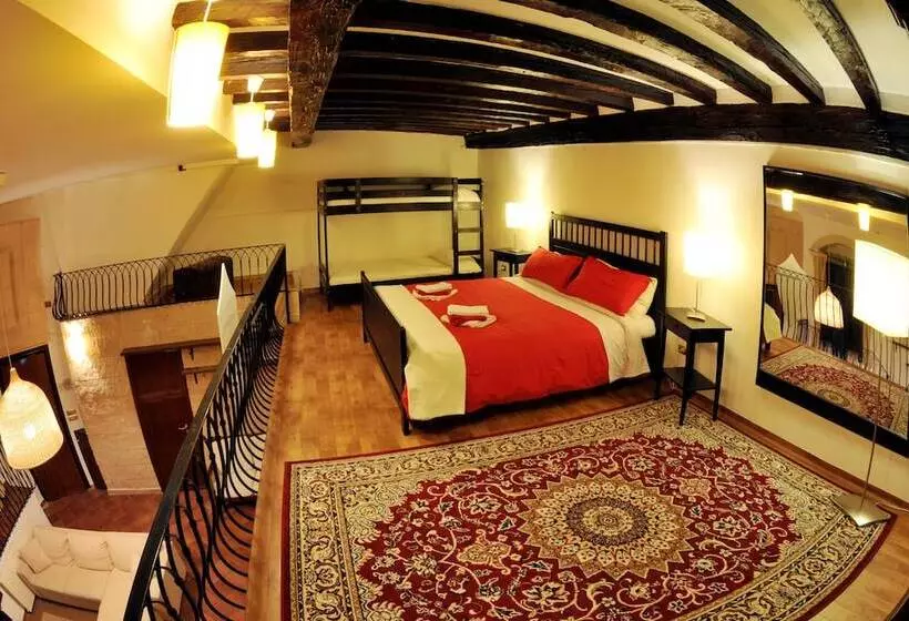 تختخواب و صبحانه La Disfida Di Barletta