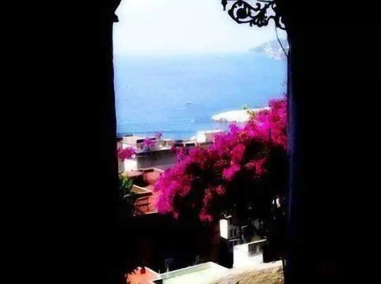 تختخواب و صبحانه Palazzo Cocò Sentiero Dei Limoni