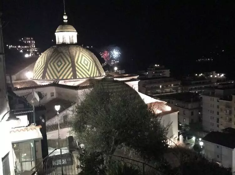 تختخواب و صبحانه Palazzo Cocò Sentiero Dei Limoni