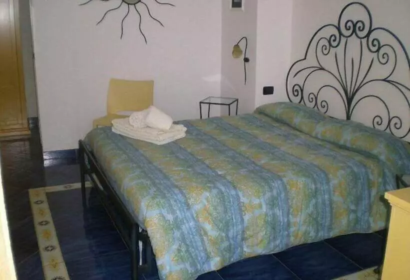 تختخواب و صبحانه Palazzo Cocò Sentiero Dei Limoni