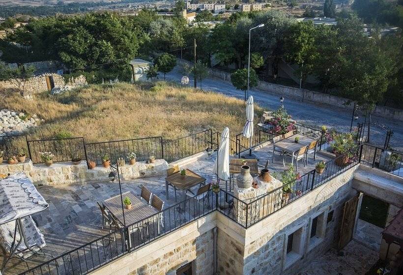 ホテル Assiana Cave