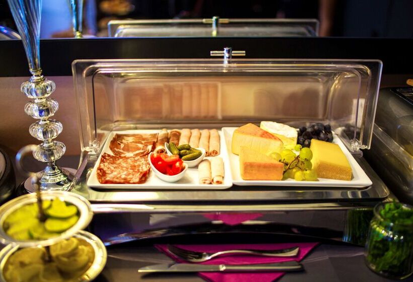 Boa Hotel   Bw Signature Collection   Lille Centre Gares