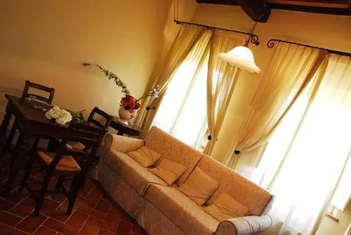 Borgo Di Colleoli Resort