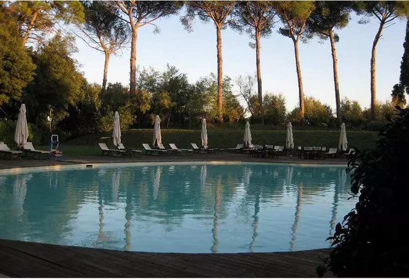 Borgo Di Colleoli Resort