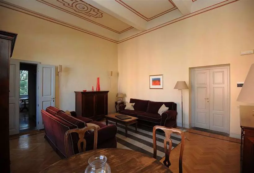 Borgo Di Colleoli Resort