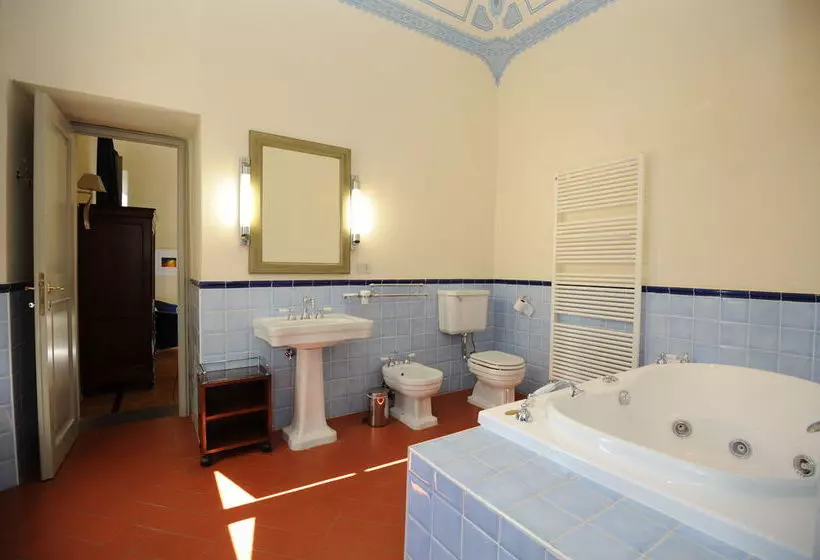 Borgo Di Colleoli Resort