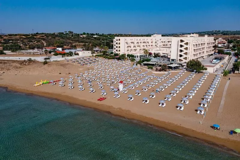 בית מלון כפרי Club Eloro