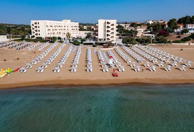 בית מלון כפרי Club Eloro