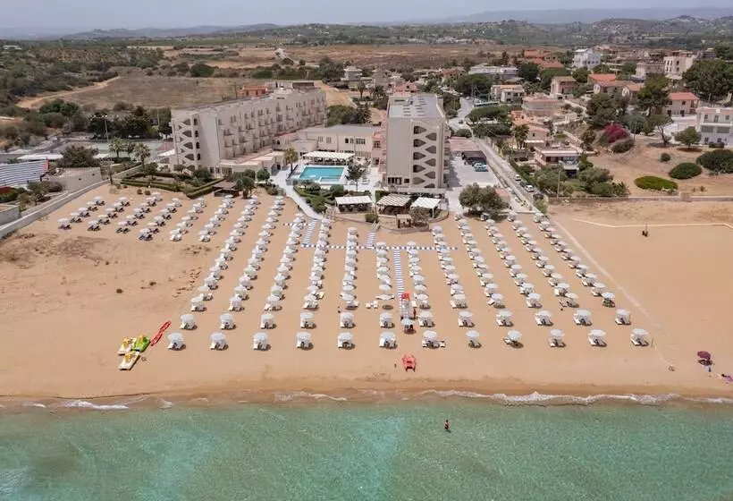 בית מלון כפרי Club Eloro