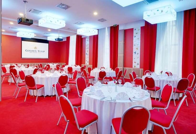 בית מלון כפרי Golden Tulip Rosa Khutor