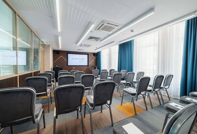 בית מלון כפרי Golden Tulip Rosa Khutor