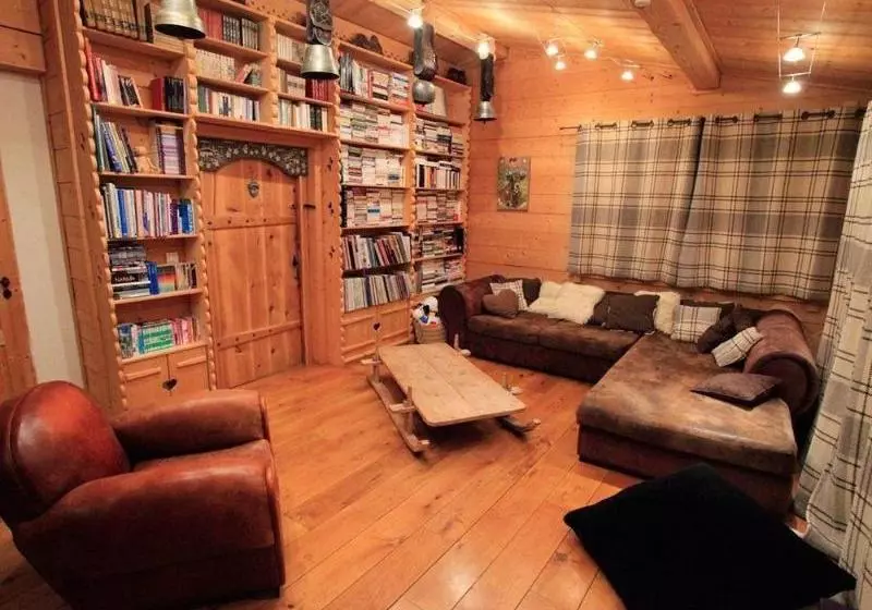 ホテル La Taniere De Groumff