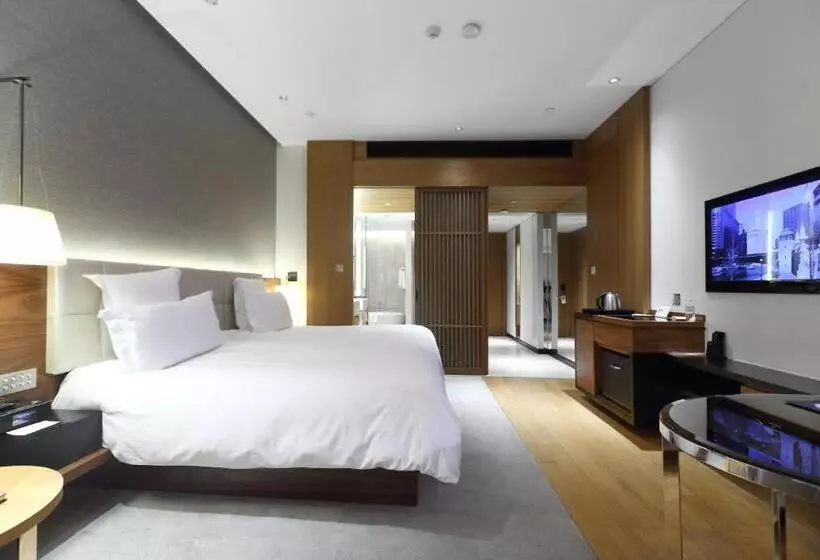 Отель Langham Place Ningbo Culture Plaza