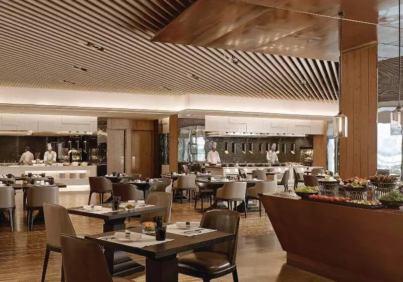 Отель Langham Place Ningbo Culture Plaza