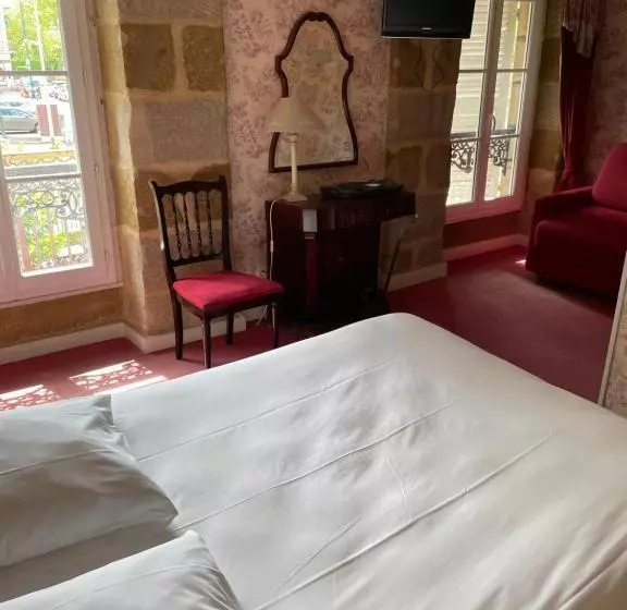 ホテル Le Coq D'or