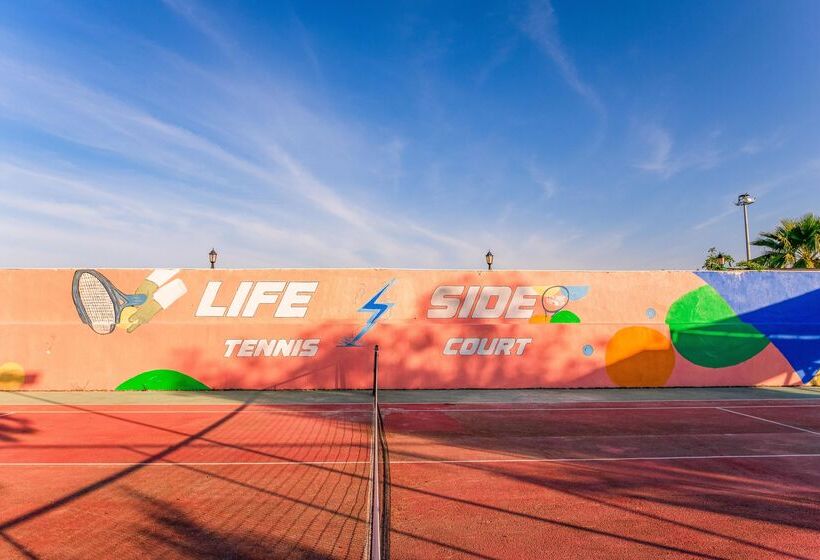 هتل Selectum Colours Side