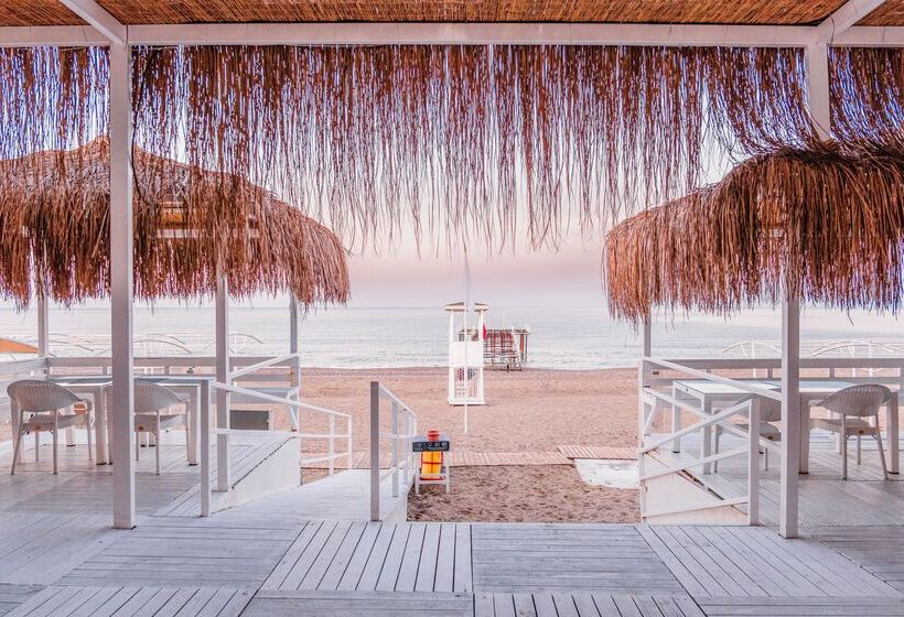 هتل Selectum Colours Side