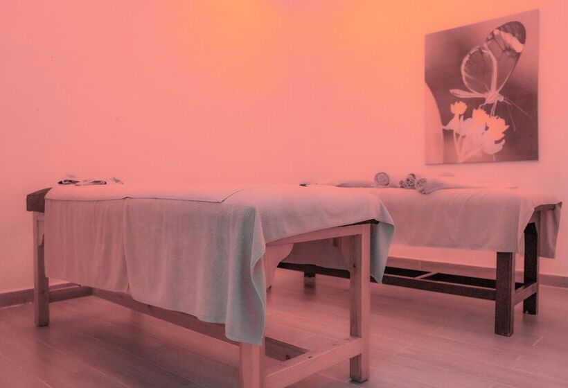 هتل Selectum Colours Side