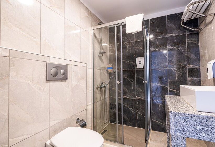 هتل Selectum Colours Side