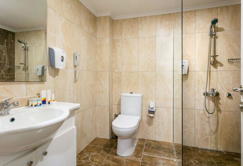 هتل Selectum Colours Side