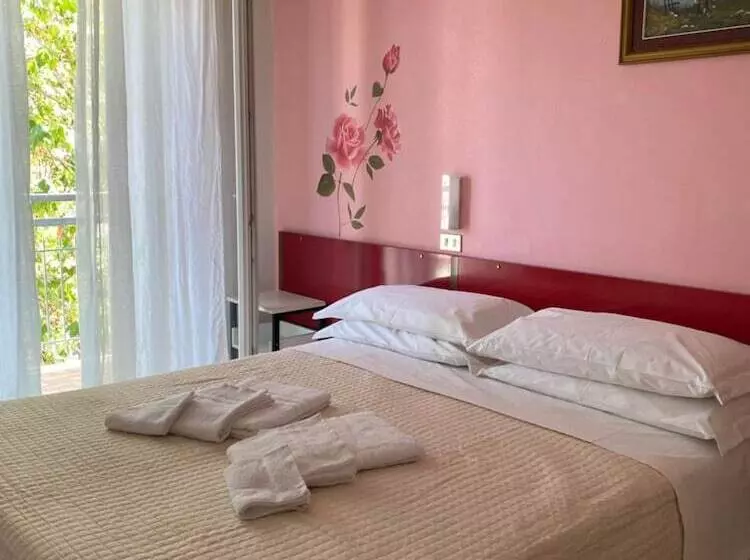 Отель Nova Dhely