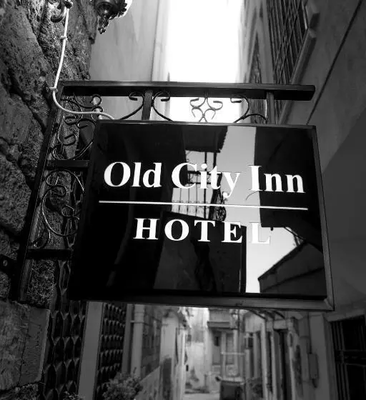 هتل Old City Inn