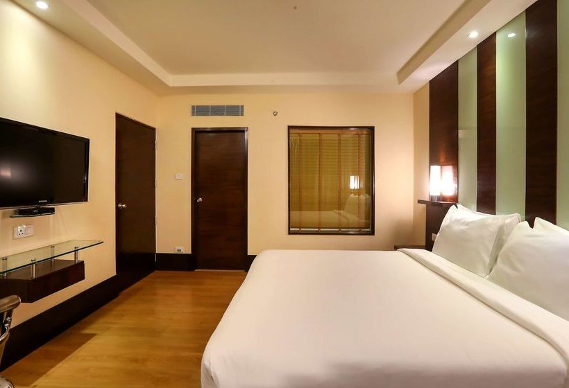 Radisson Blu Hotel Chennai City Centre