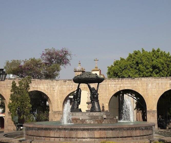 فندق Fiesta Inn Morelia Altozano