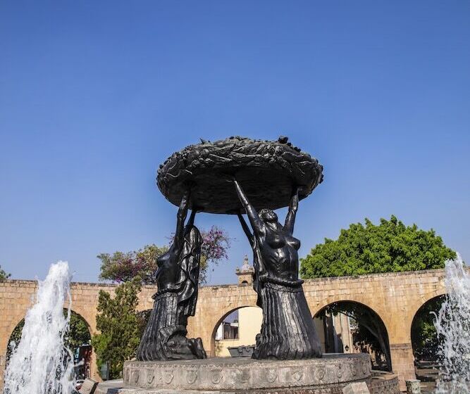 فندق Fiesta Inn Morelia Altozano