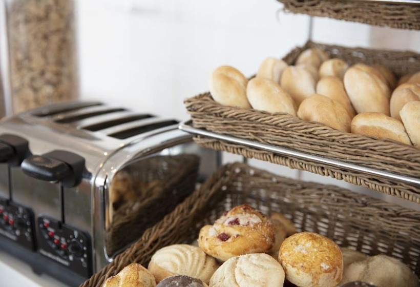 فندق Fiesta Inn Morelia Altozano