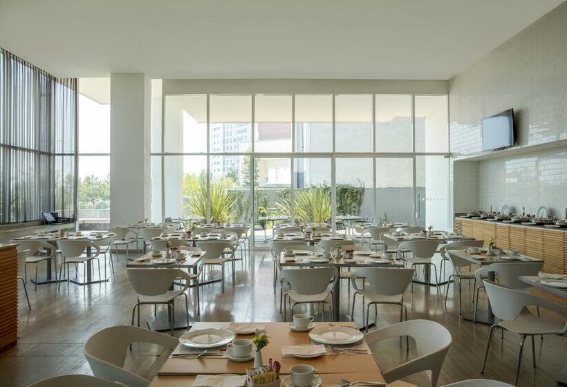 فندق Fiesta Inn Morelia Altozano