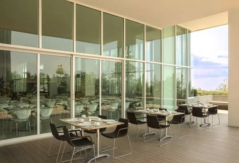 ホテル Fiesta Inn Morelia Altozano