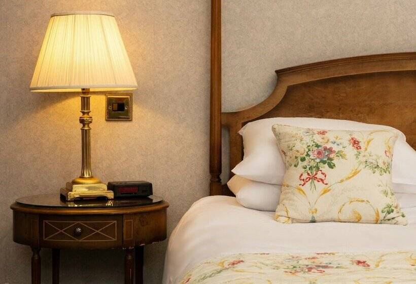 هتل روستایی Cally Palace Hotel & Golf Course