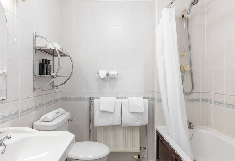 هتل روستایی Cally Palace Hotel & Golf Course