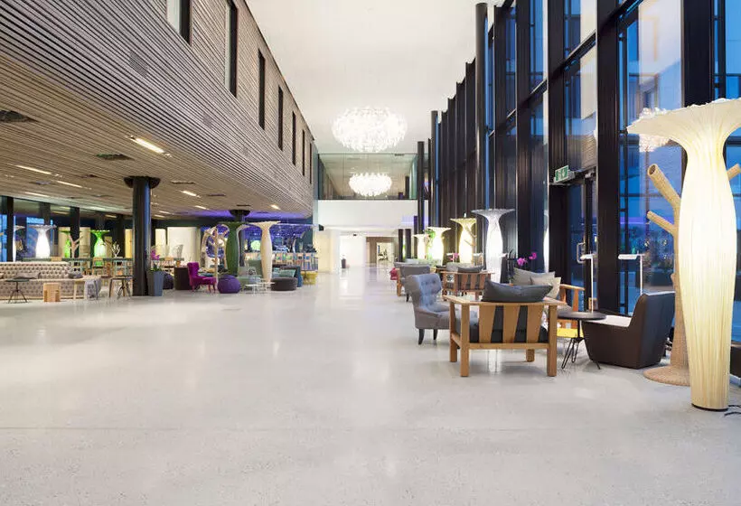 هتل Scandic Fornebu