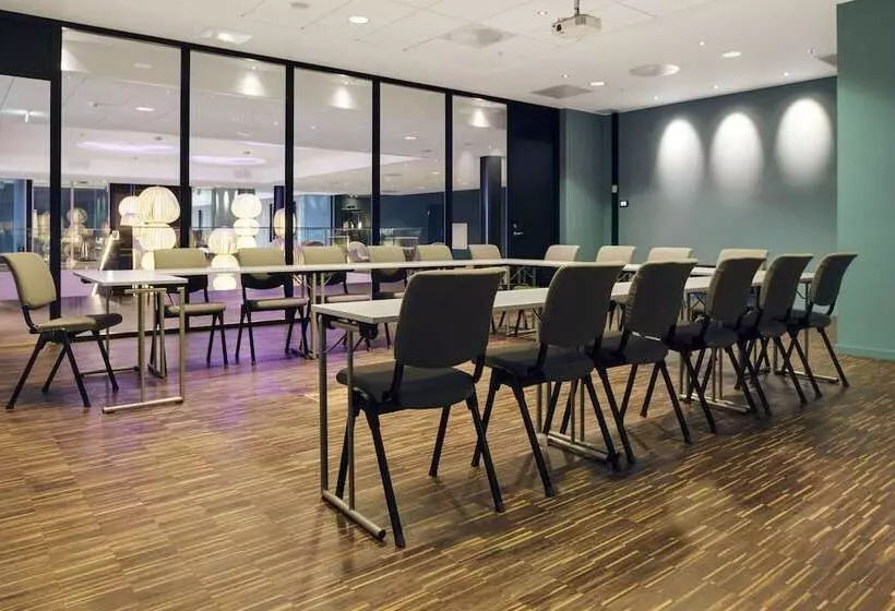 هتل Scandic Fornebu