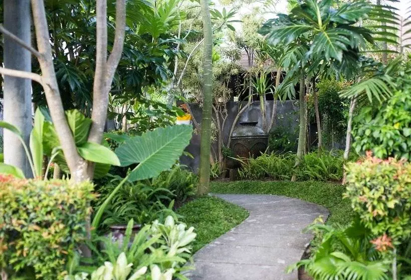 בית מלון כפרי The Astari Villa & Residence