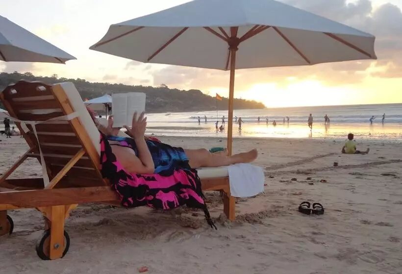 בית מלון כפרי The Astari Villa & Residence