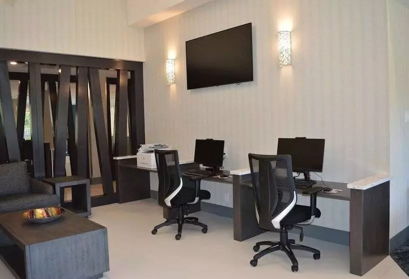 Hotelli Best Western Plus Gateway To The Falls