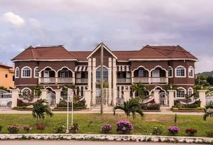 هتل Clock Tower Guest House