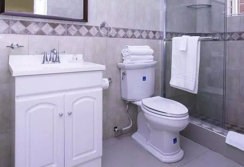 هتل Clock Tower Guest House