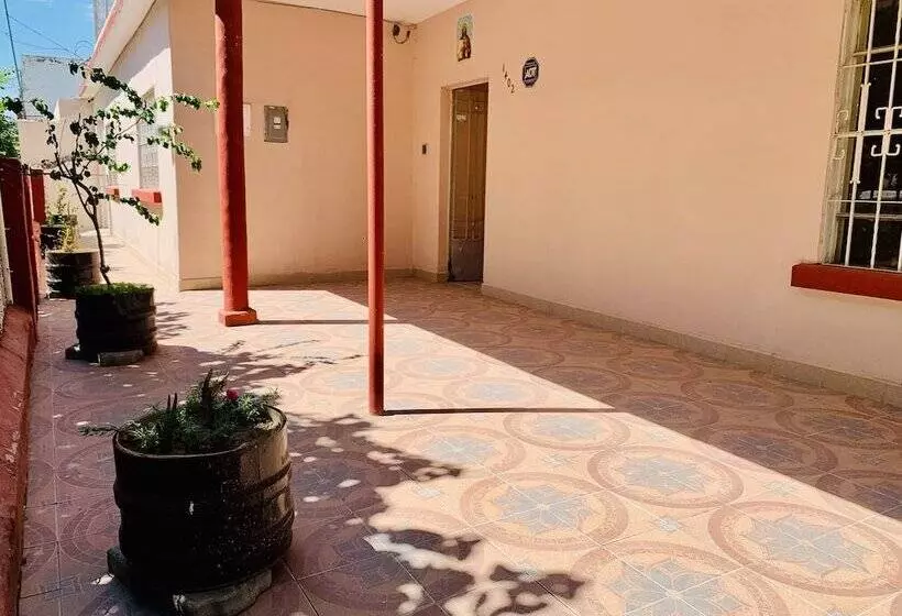 Hotelli Lagunas House Gómez Palacio