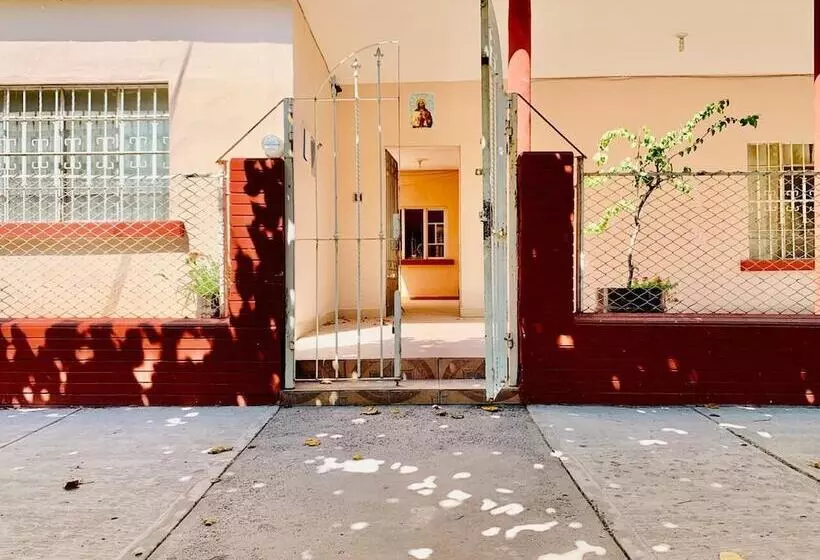 Hotelli Lagunas House Gómez Palacio