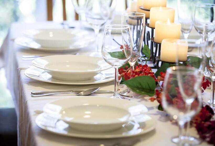 Отель Mt Cotton Retreat