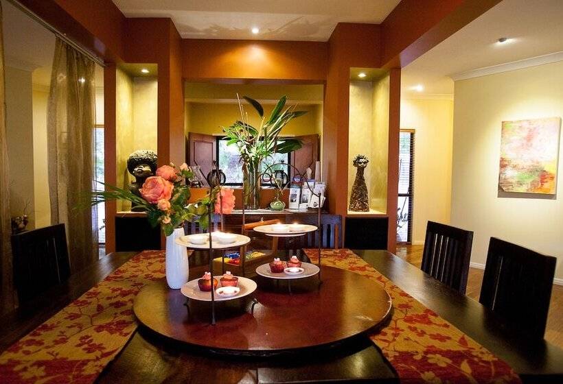 Отель Mt Cotton Retreat