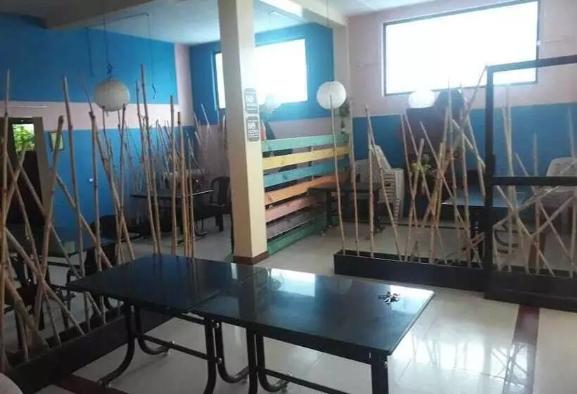 ホテル Rj Inn