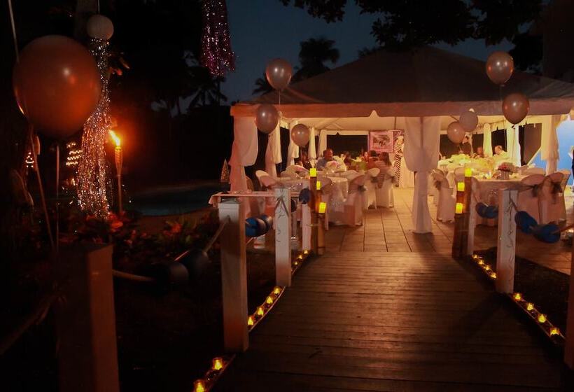 هتل Vacation Rentals At Salitre