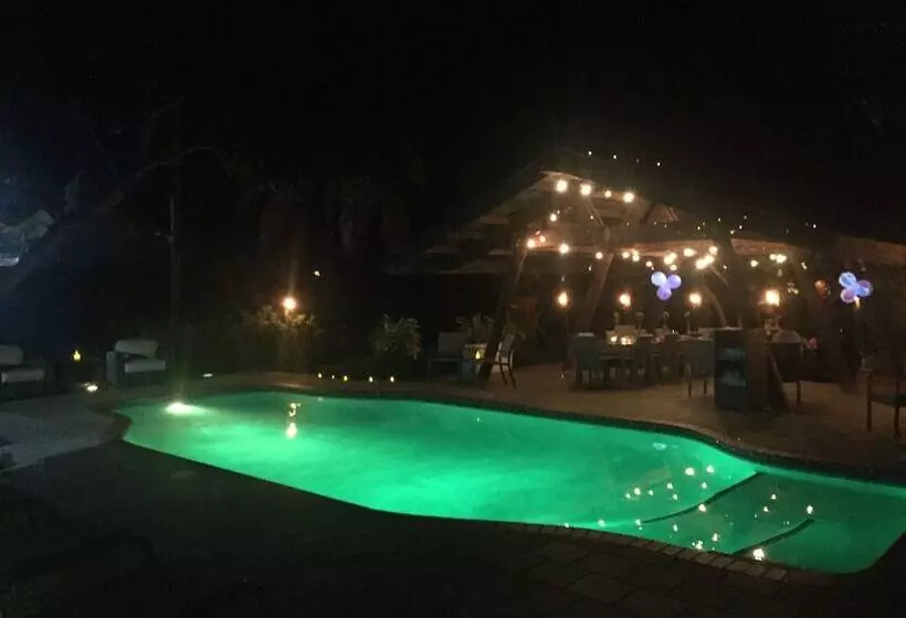 هتل Vacation Rentals At Salitre