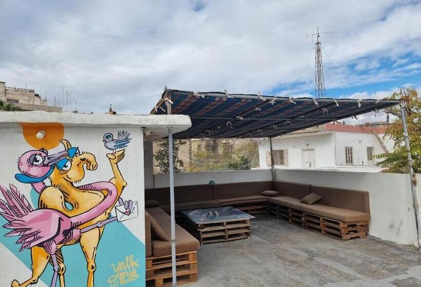 هاستل Rainbow House